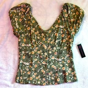 No Boundaries crop top, short sleeve, small 3-5